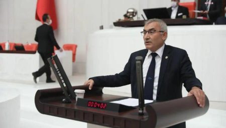 Uygun Parti Ankara Milletvekili Ayhan Altıntaş, Partisinden İstifa Etti