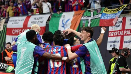 Crystal Palace UEFA Konferans Ligi Şampiyonu