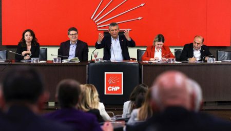 Özgür Özel, CHP PM toplantısına başkanlık etti